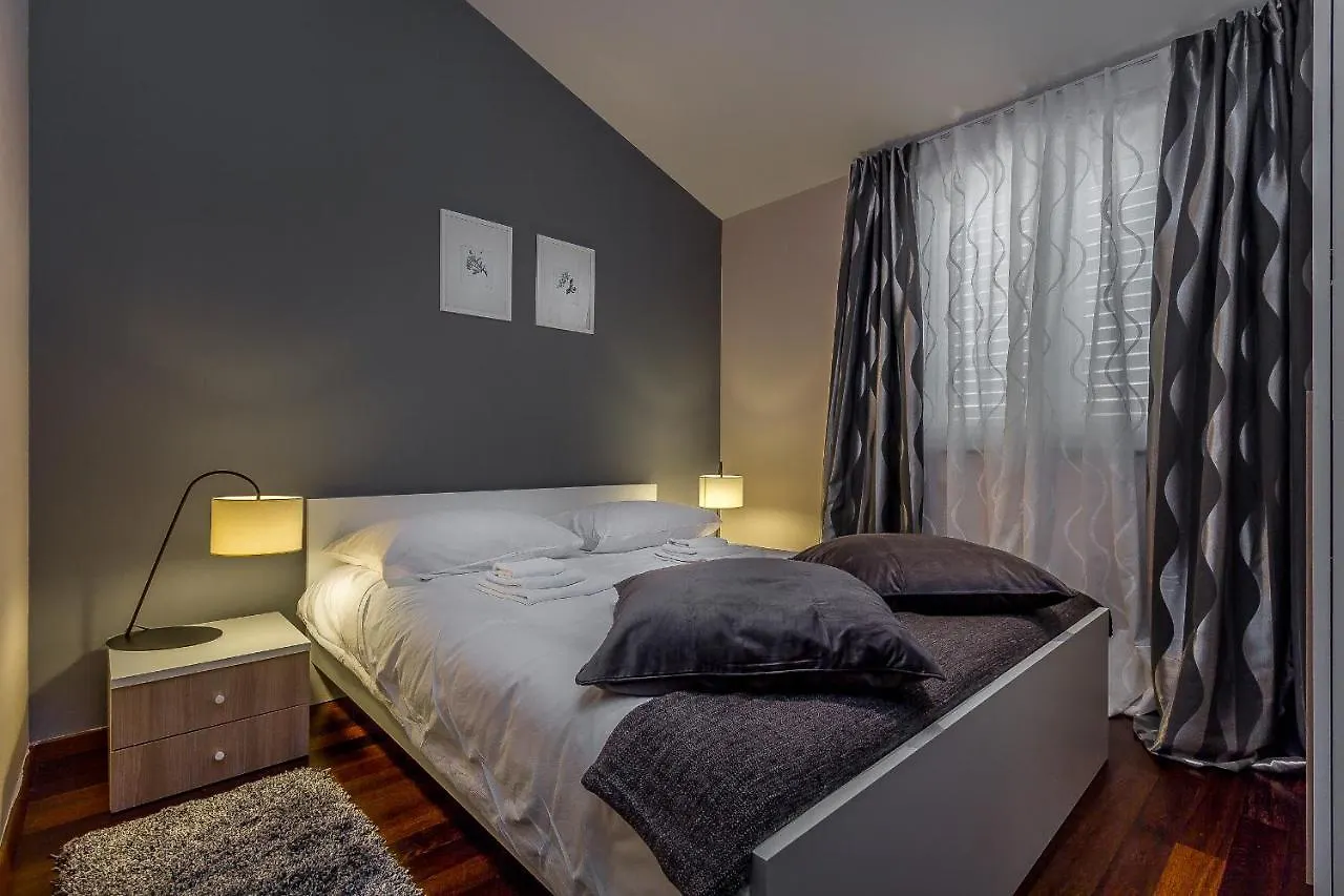 Apartment Maris Rovinj