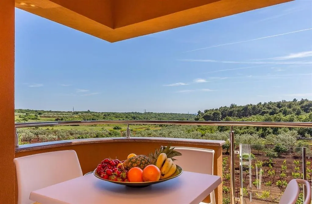 Apartment Maris Rovinj 0*,